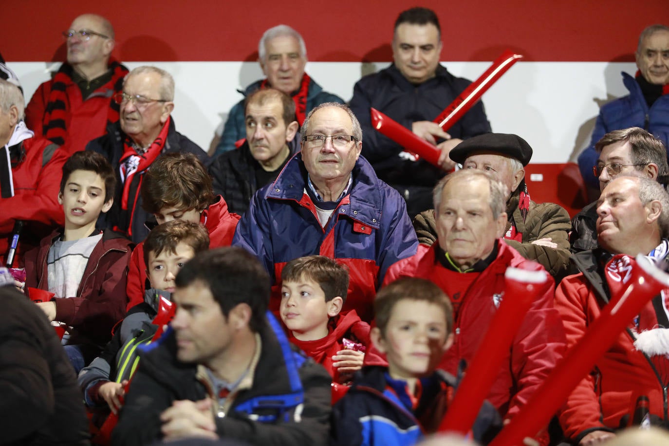 Fotos: Anduva vibra con su equipo a pesar de la derrota