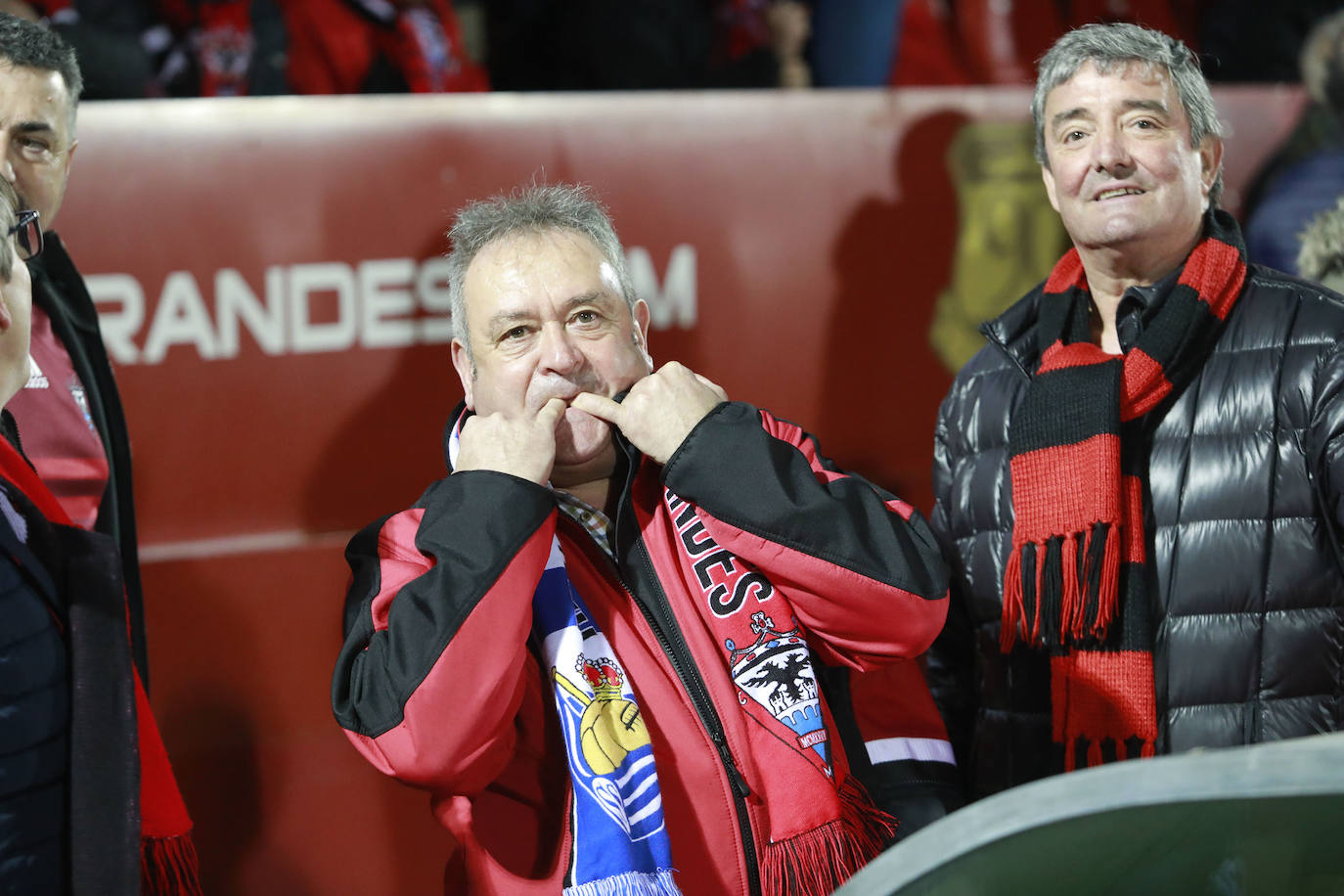 Fotos: Anduva vibra con su equipo a pesar de la derrota