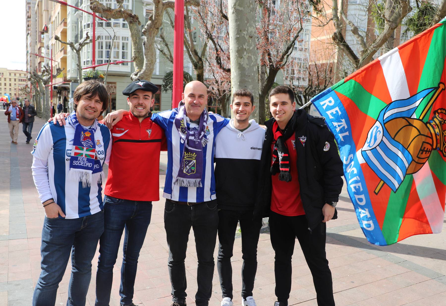 Fotos: La marea txuri urdin llega a Miranda