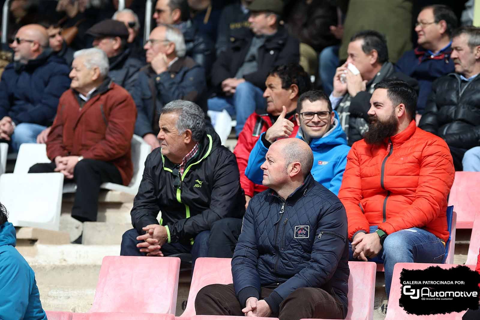 Buena entrada en El Plantío para ver el empate entre los burgaleses y vascos.