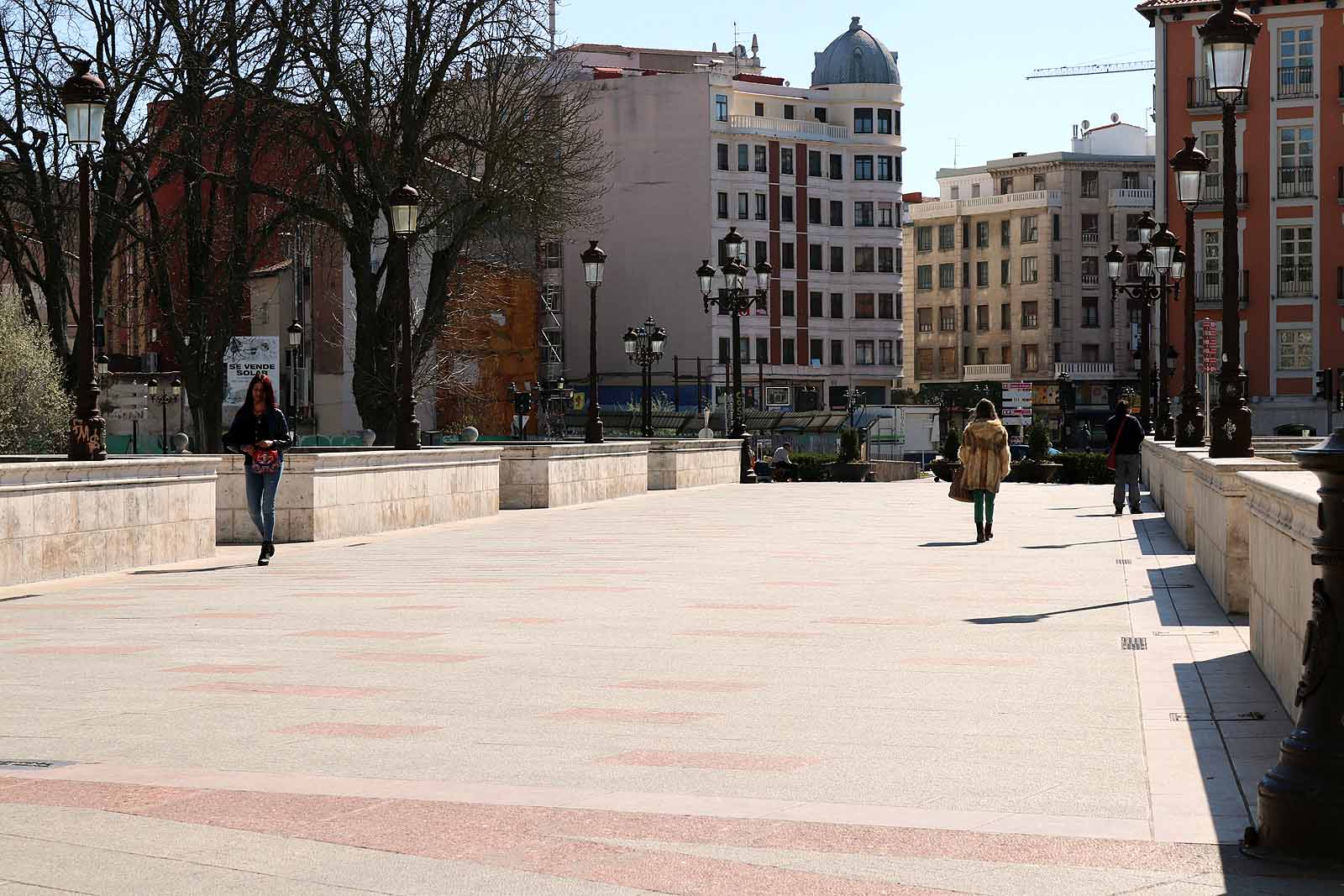 Fotos: Burgos, vacía ante el estado de Alarma Sanitaria por el coronavirus