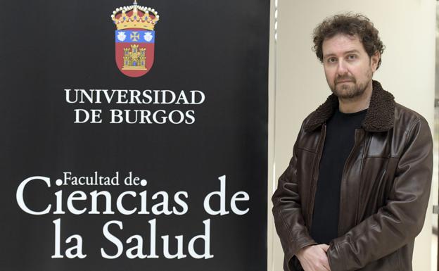 Juan Ayllón: «En ninguna epidemia se ha trabajado tan rápido ni con tan buena coordinación a nivel mundial»