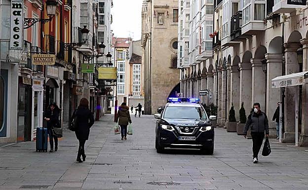 Se refuerzan los controles policiales para frenar los excesos de tráfico en Burgos frente al confinamiento por el coronavirus