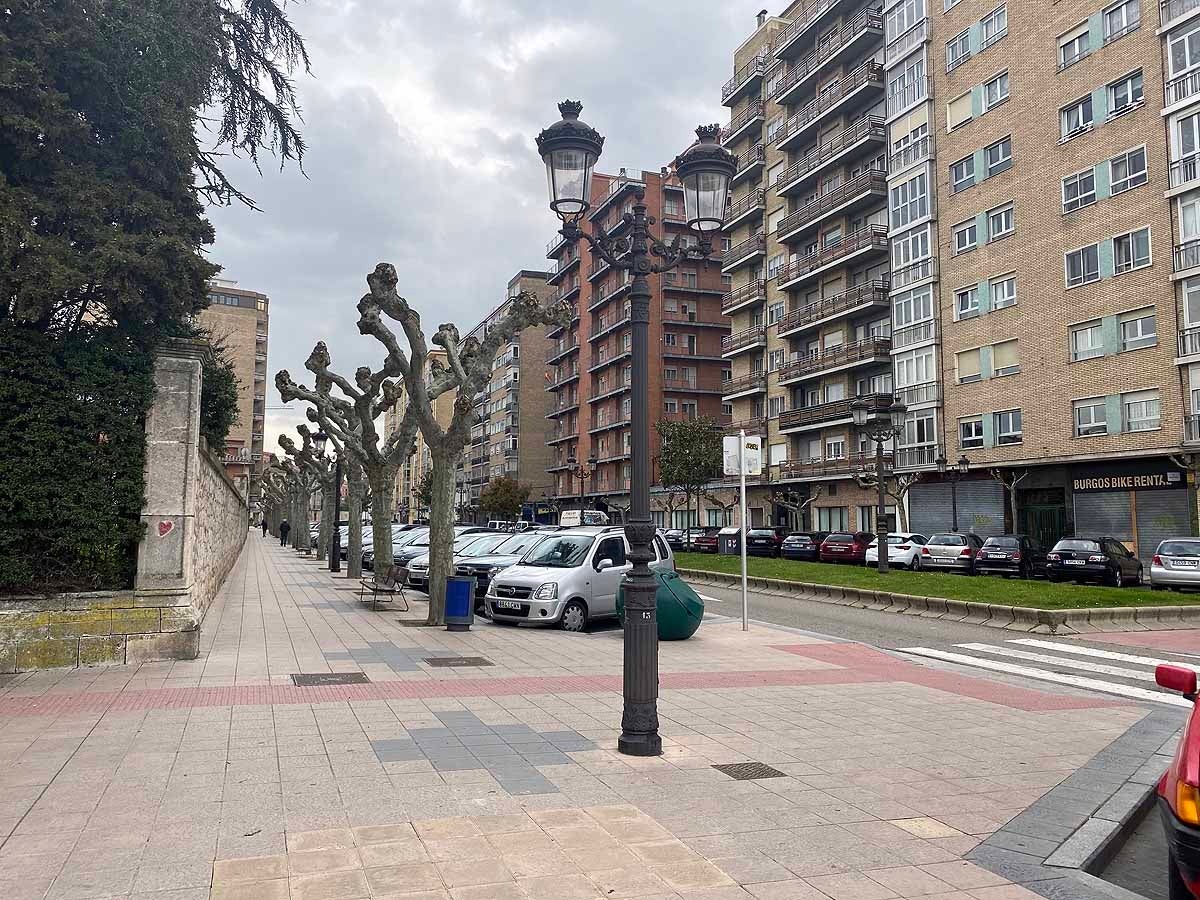 Es cada vez más habitual ver a la ciudadanía con mascarilla.