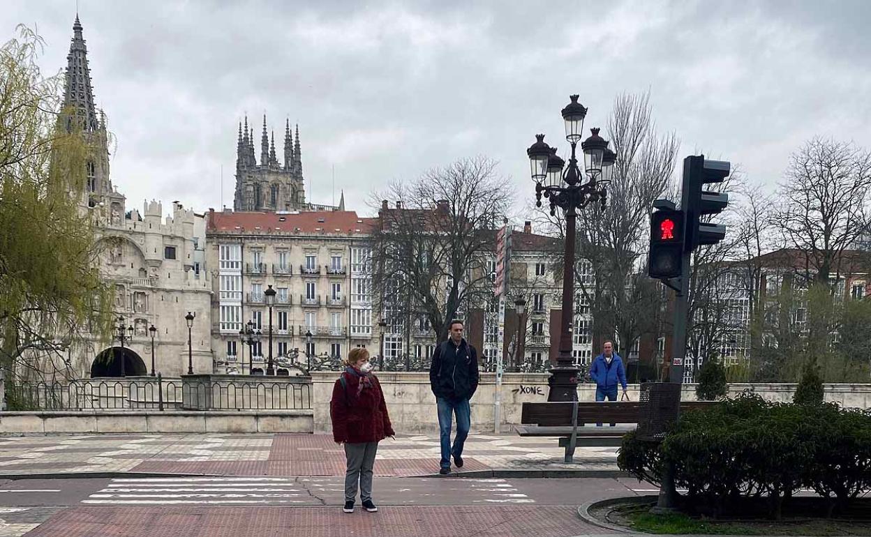 Los ciudadnos comienzan a acostumbrarse al nuevo paisaje que presenta la capital. 