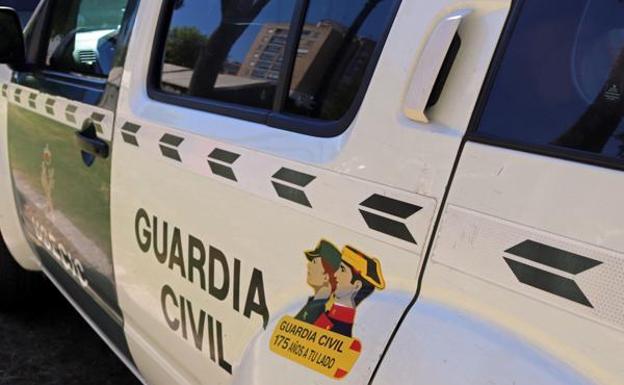 Los guardias civiles de Burgos, preocupados por las restricciones en el uso de mascarillas y guantes frente al coronavirus