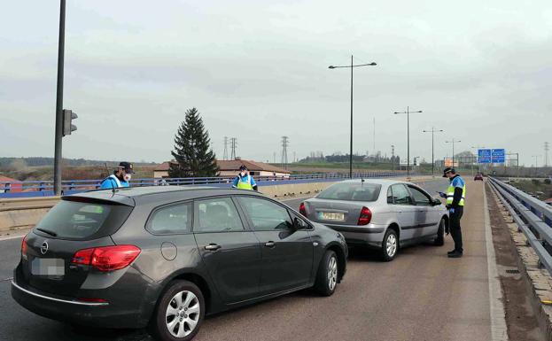 Dos detenidos en Burgos por incumplir el estado de alarma