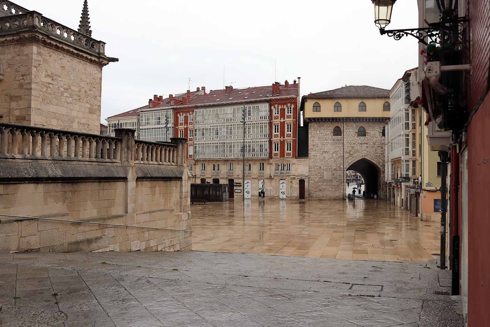 Fotos: Viernes sin Desenclavo bajo la lluvia