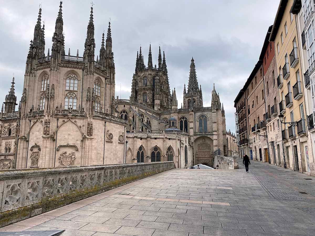 Un atípico Domingo de Pascua en Burgos.