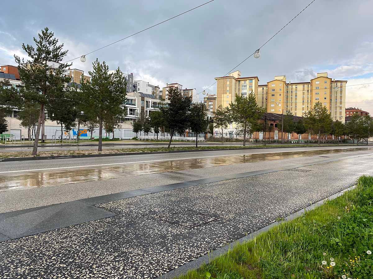 La lluvia lleva varios días sin dar tregua en la capital.