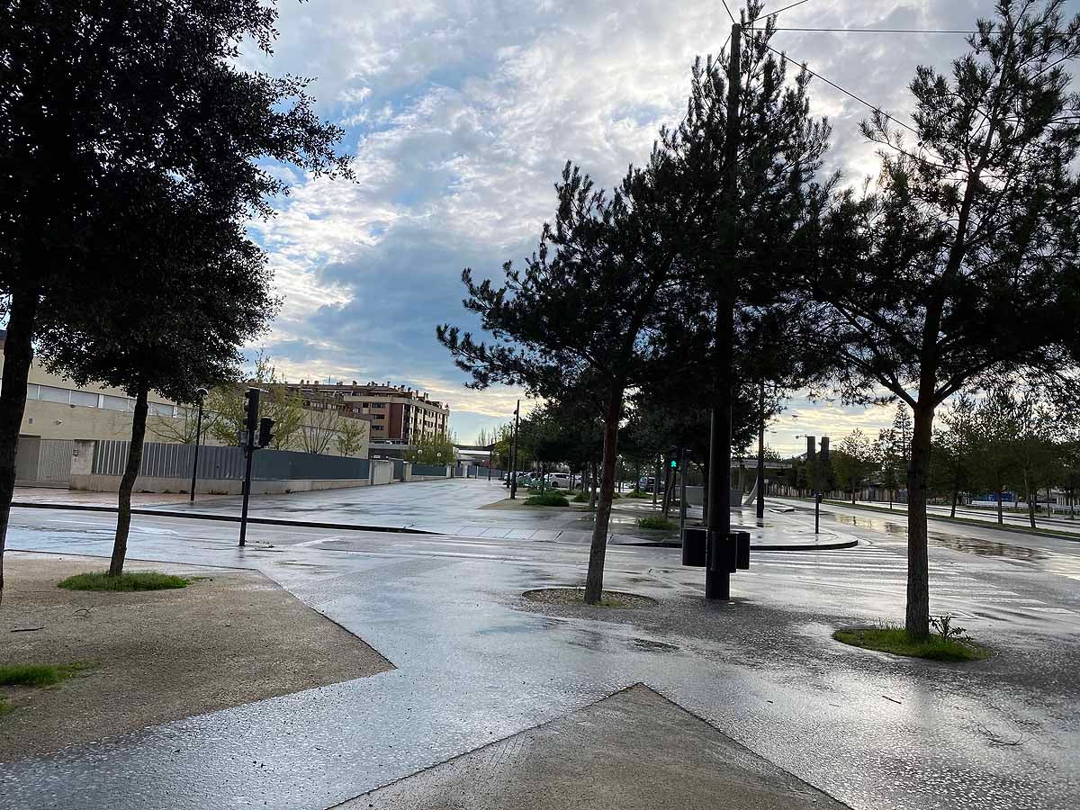 La lluvia lleva varios días sin dar tregua en la capital.