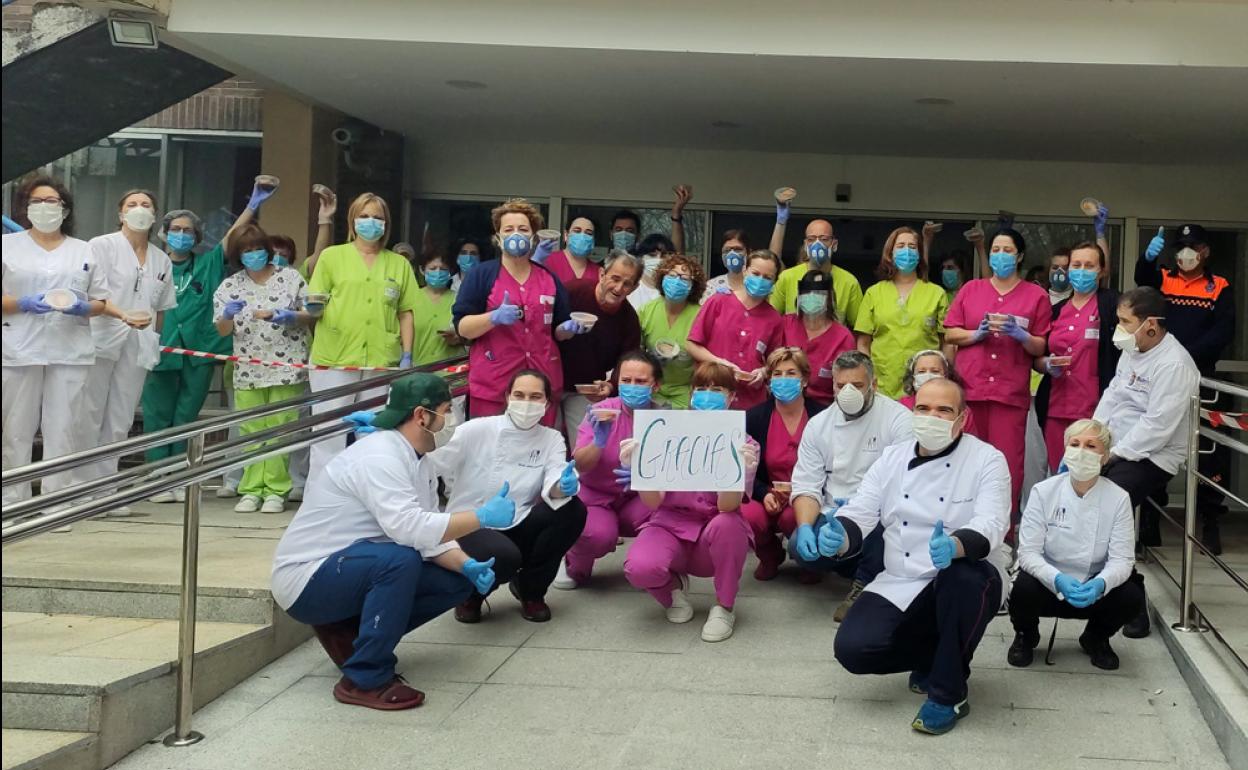 En las residencias les han recibido con mucha alegría