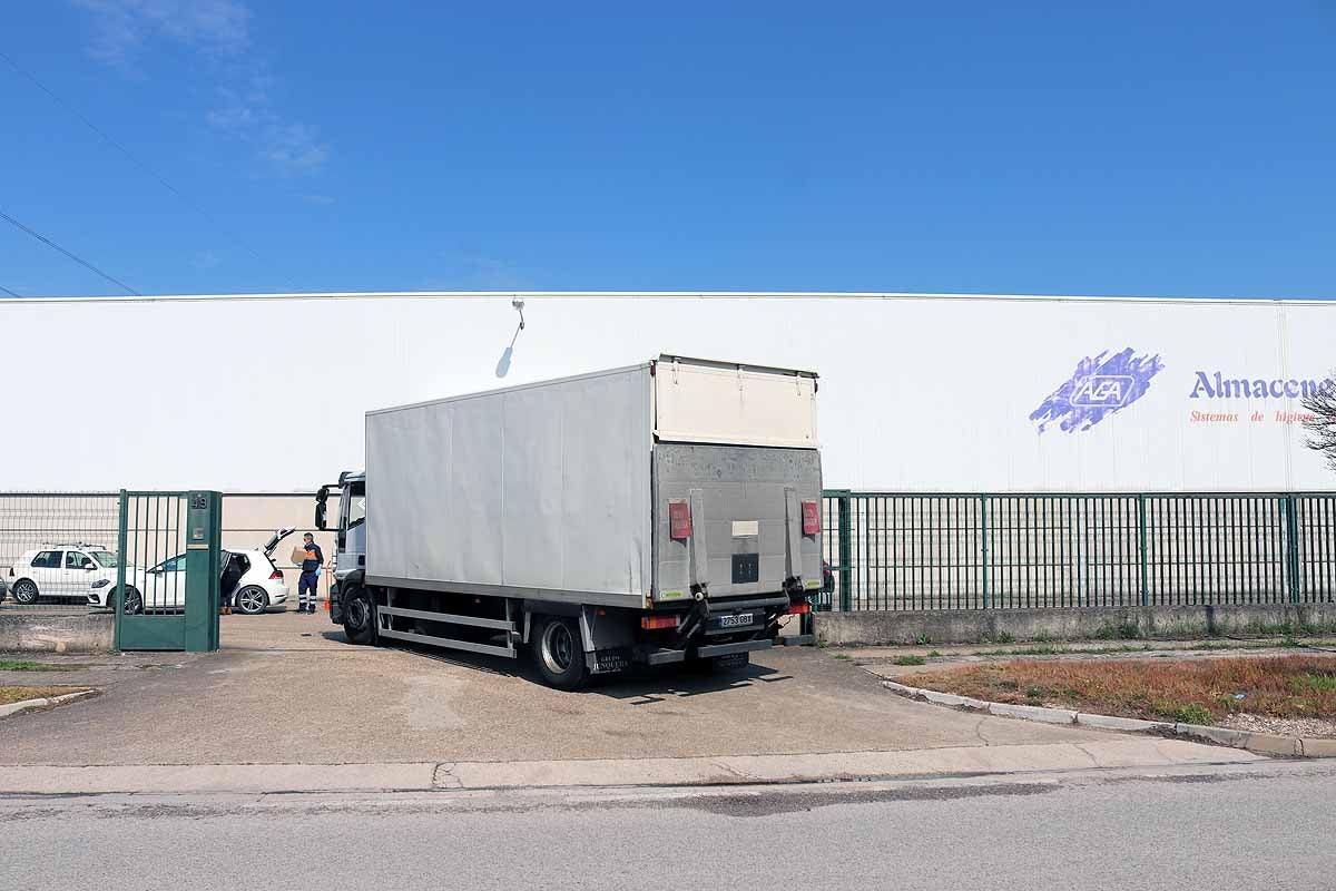 En el polígono de Villalonquéjar entre un 20 y un 20 por ciento de las empresas ha retomado la actividad | En el polígono de Gamonal, más orientado a la actividad comercial, se ha notado menos la reducción de las restricciones. 