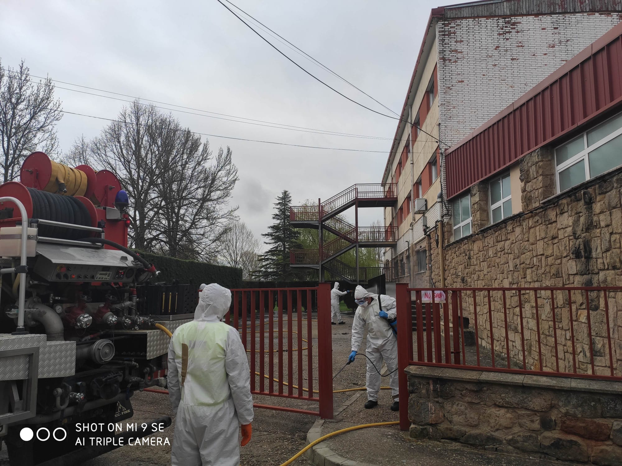 La Unidad Militar de Emergencia continúa con las tareas de desinfección por residencias y centros asistenciales de la provincia burgalesa.