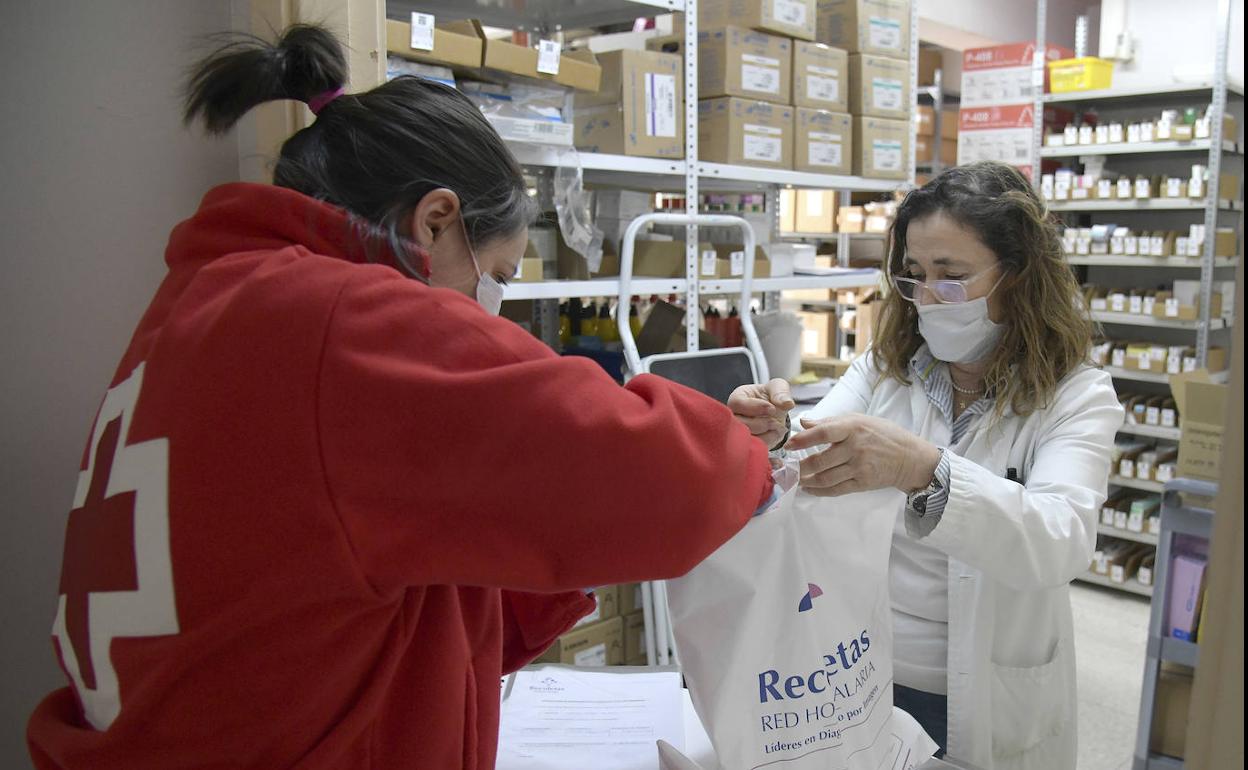 Imagen de la recogida de medicamentos