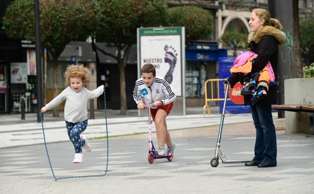 La consejera de Sanidad advierte: «Una desescalada con prisas puede provocar un repunte fatídico»