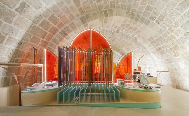 Imagen principal - El espacio de acogida de peregrinos de la Catedral de Burgos, seleccionado en los Premios FAD de Arquitectura e Interiorismo