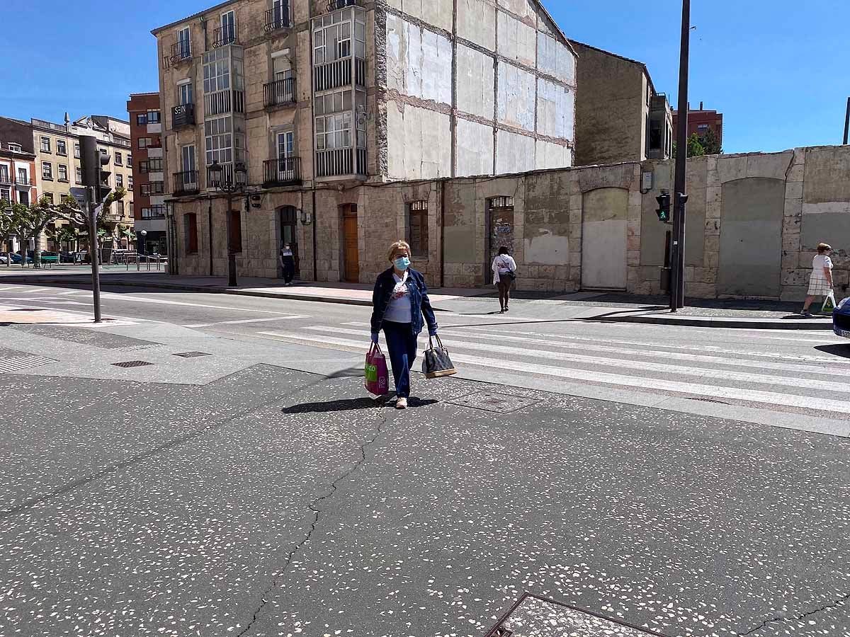 Fotos: Desfile de mascarillas en las calles de Burgos