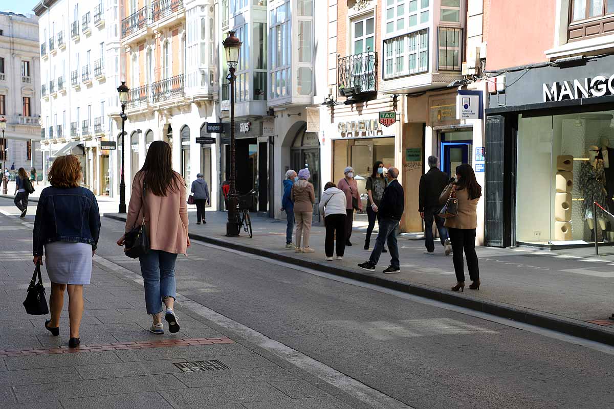 Fotos: Los burgaleses estrenan la fase 1 de la &quot;desescalada&quot;