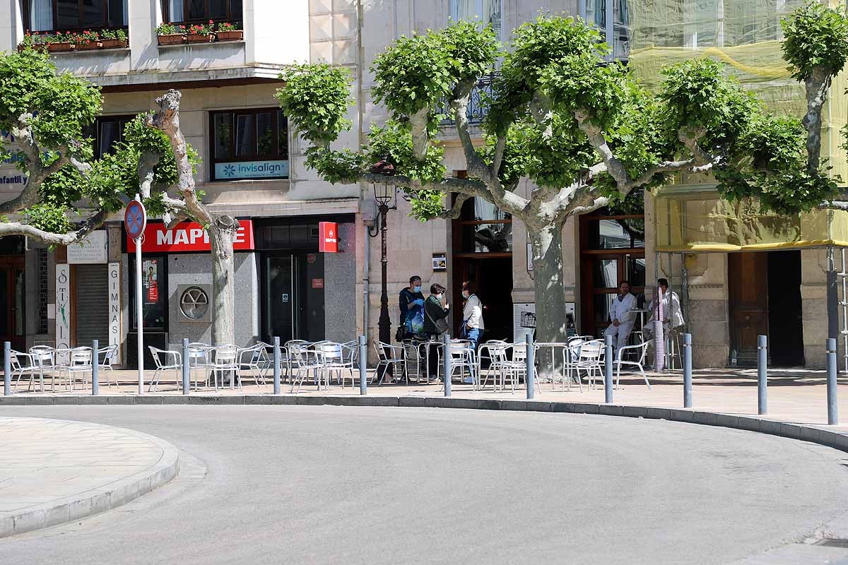 Desescalada Fotos: Las terrazas devuelven la alegría a las calles de Burgos