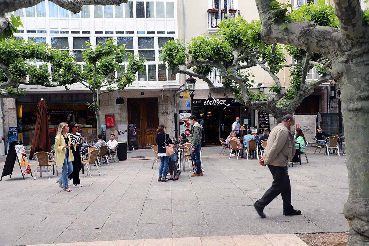 Desescalada Fotos: Tarde de cafés y cañas con amigos en Burgos