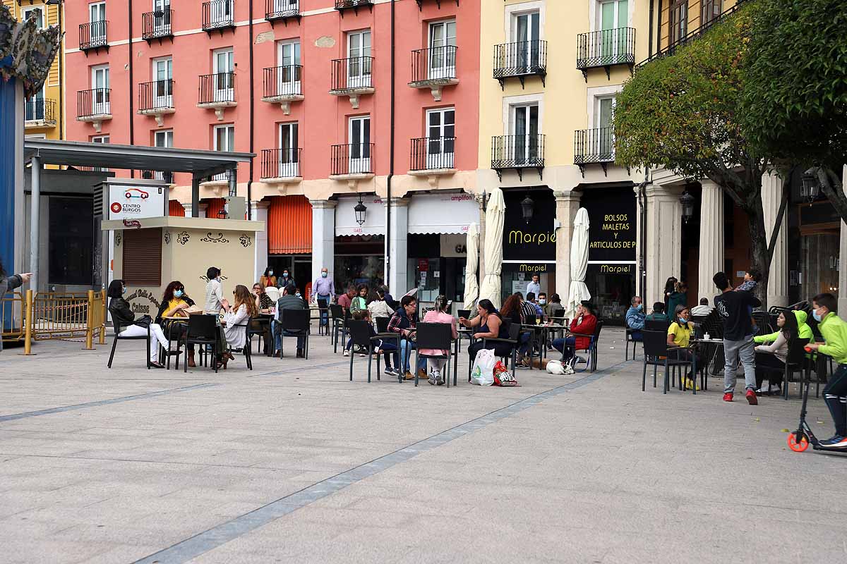 Desescalada Fotos: Tarde de cafés y cañas con amigos en Burgos