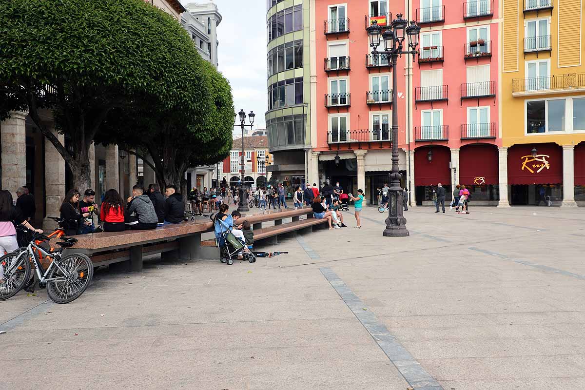 Desescalada Fotos: Tarde de cafés y cañas con amigos en Burgos