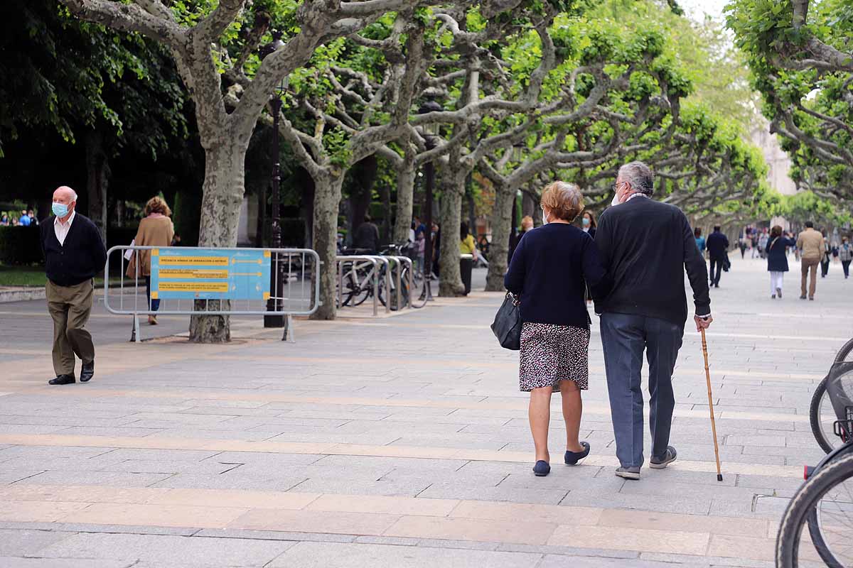 Desescalada Fotos: Tarde de cafés y cañas con amigos en Burgos