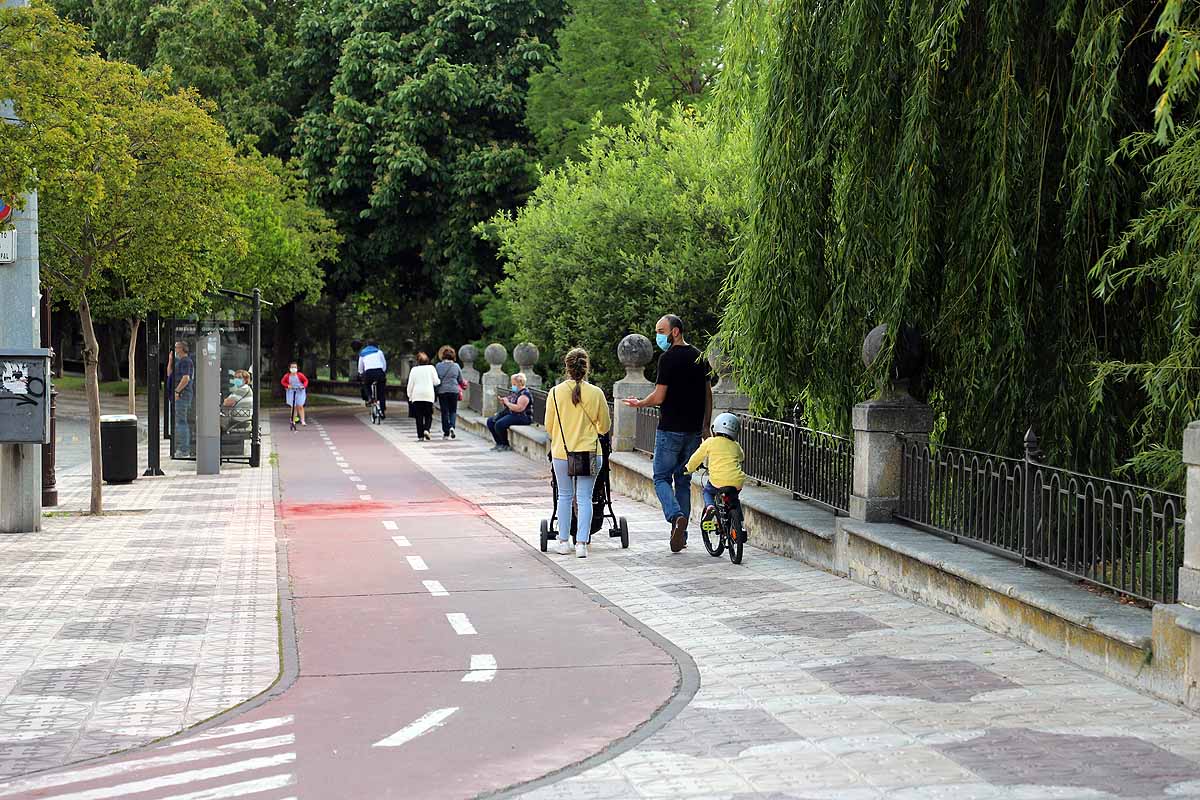 Desescalada Fotos: Tarde de cafés y cañas con amigos en Burgos