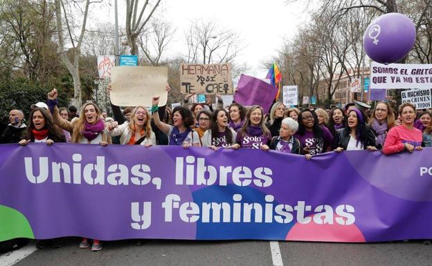 La Guardia Civil advierte a la juez que investiga el 8-M de que «no se deberían haber realizado manifestaciones»