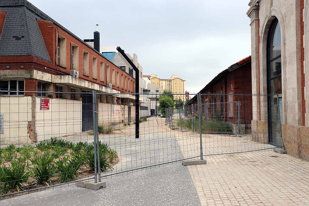 Burgos Fotos: Derribo del antiguo edifico de Correos