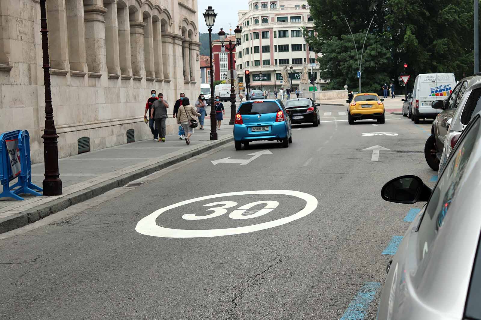 Fotos: Los ciclocarriles comienzan su andadura por el centro de la ciudad