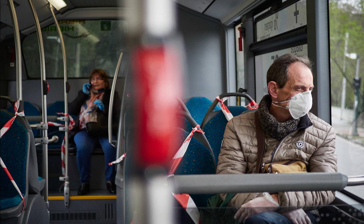 Los autobuses recuperarán sus frecuencias con el cambio de fase. 