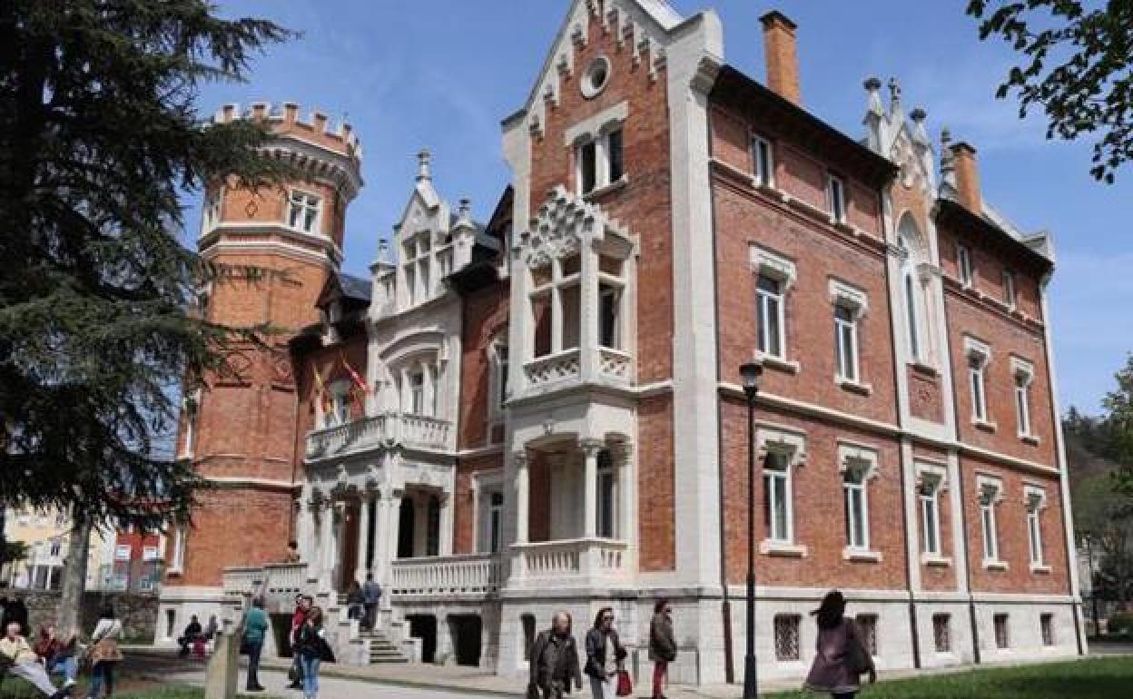 Image de archivo del Palacio de la Isla, sede del Instituto Castellano y Leonés de la Lengua.