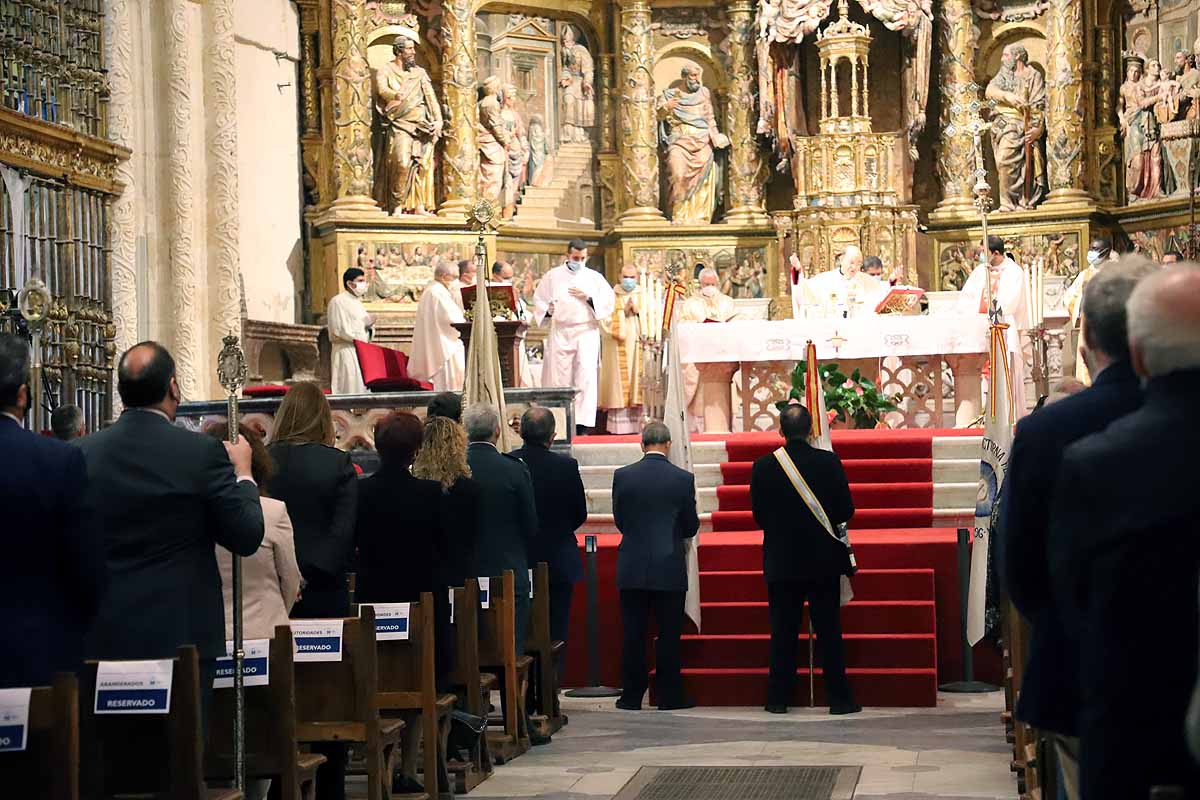 Fotos: El Corpus en tiempos de pandemia en Burgos