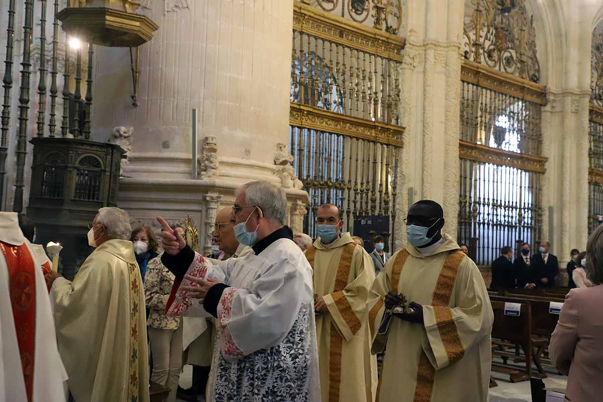 Fotos: El Corpus en tiempos de pandemia en Burgos