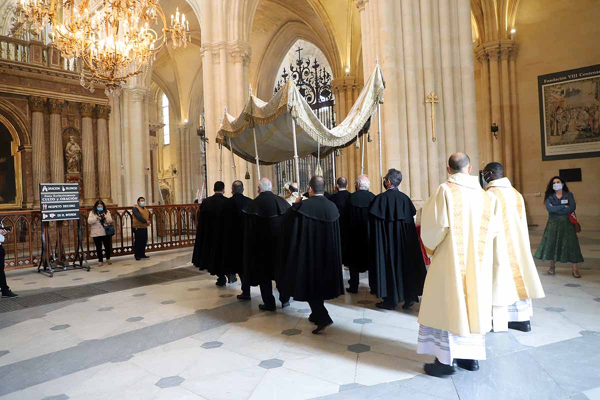 Fotos: El Corpus en tiempos de pandemia en Burgos