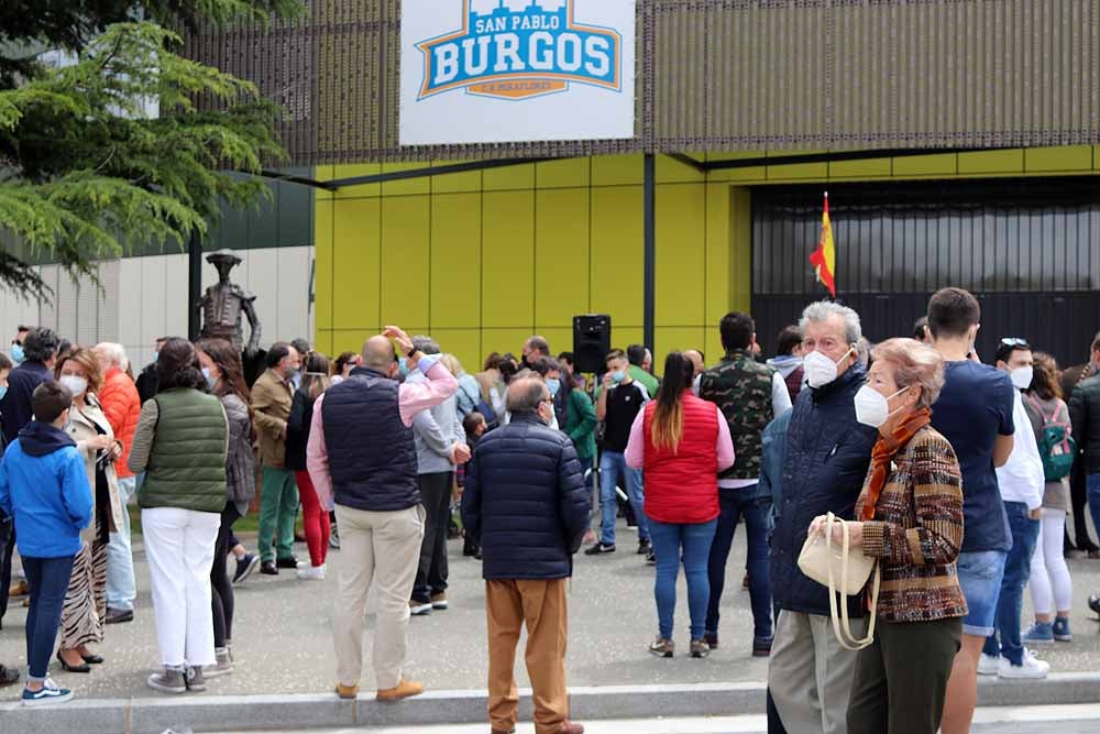 Fotos: El mundo del toro sale a la calle en Burgos para exigir libertad e igualdad de trato para aficionados y profesionales