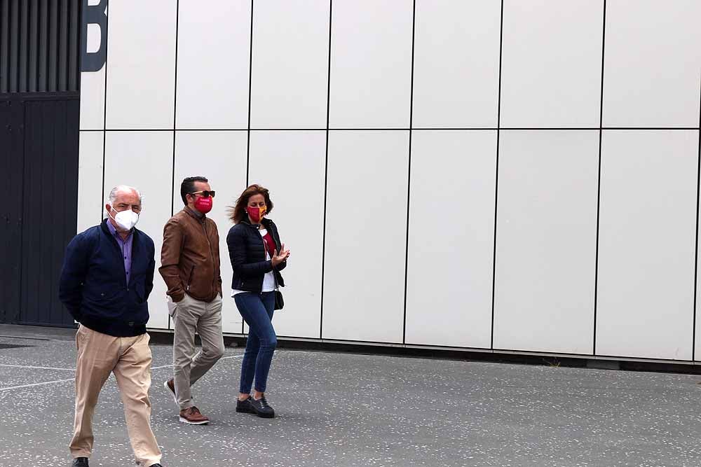 Fotos: El mundo del toro sale a la calle en Burgos para exigir libertad e igualdad de trato para aficionados y profesionales