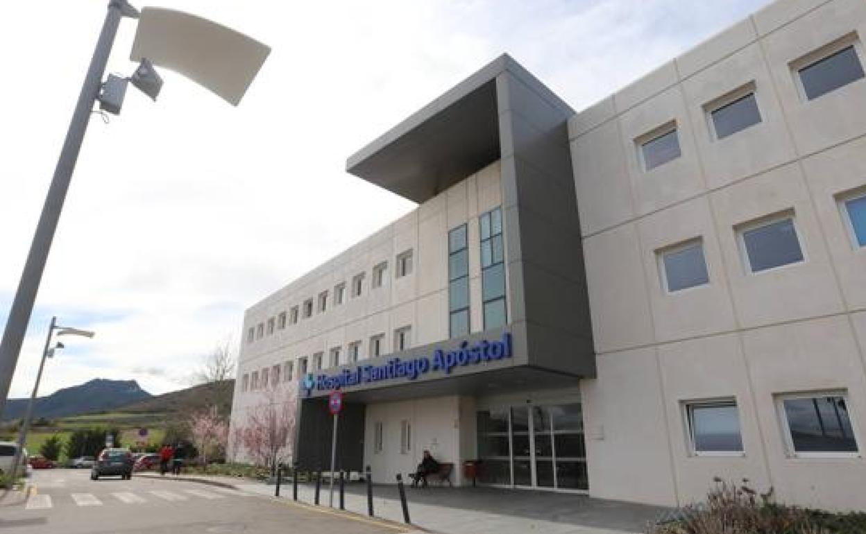 En el Santiago Apóstol queda una persona ingresada por la covid-19.