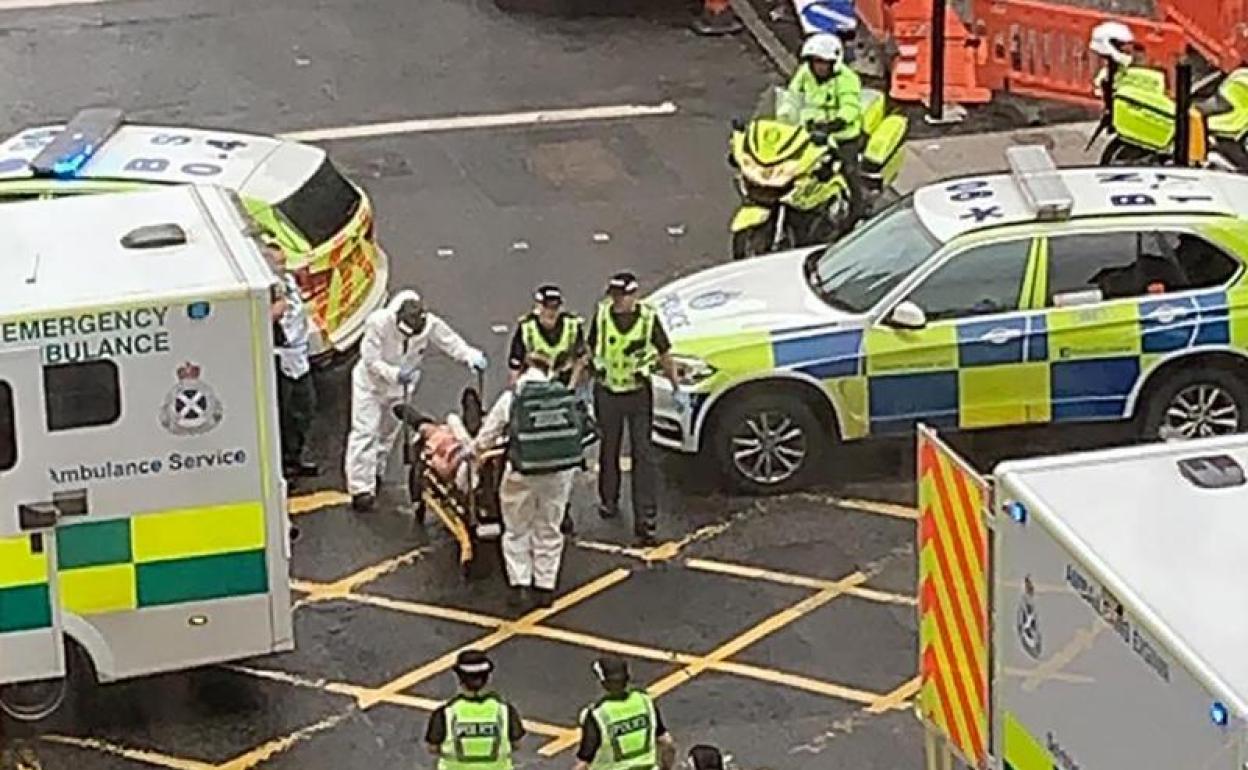 Acuchillamientos y un muerto en un hotel de refugiados en Glasgow