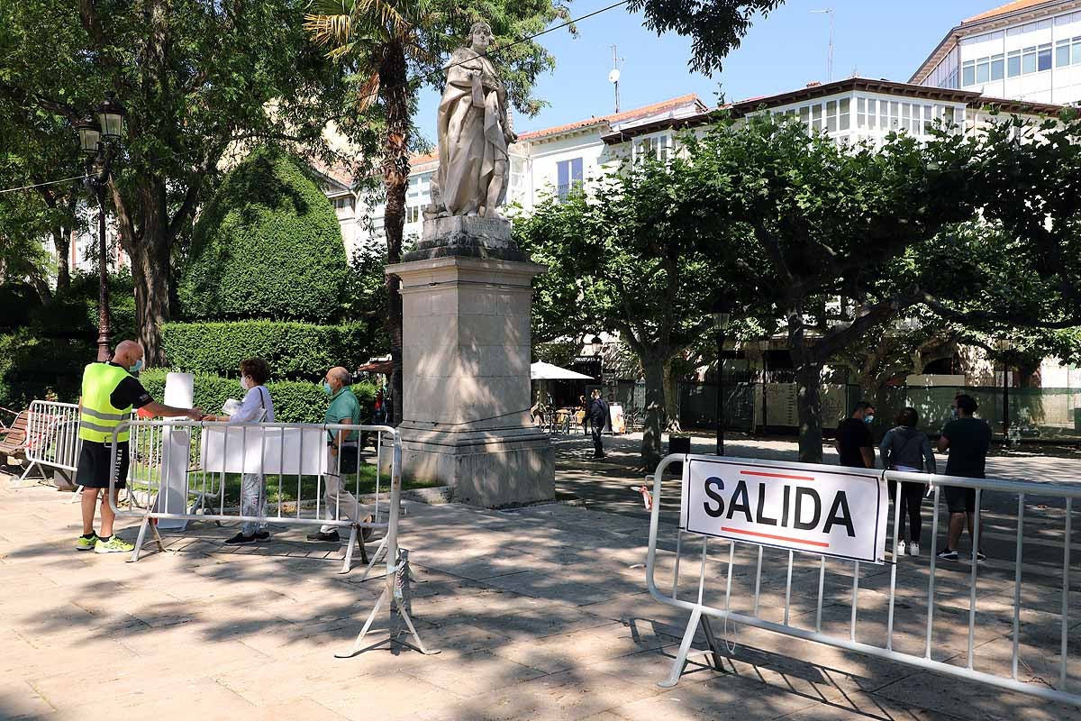 Fotos: La Feria de Artesanía se adapta a la nueva normalidad en Burgos