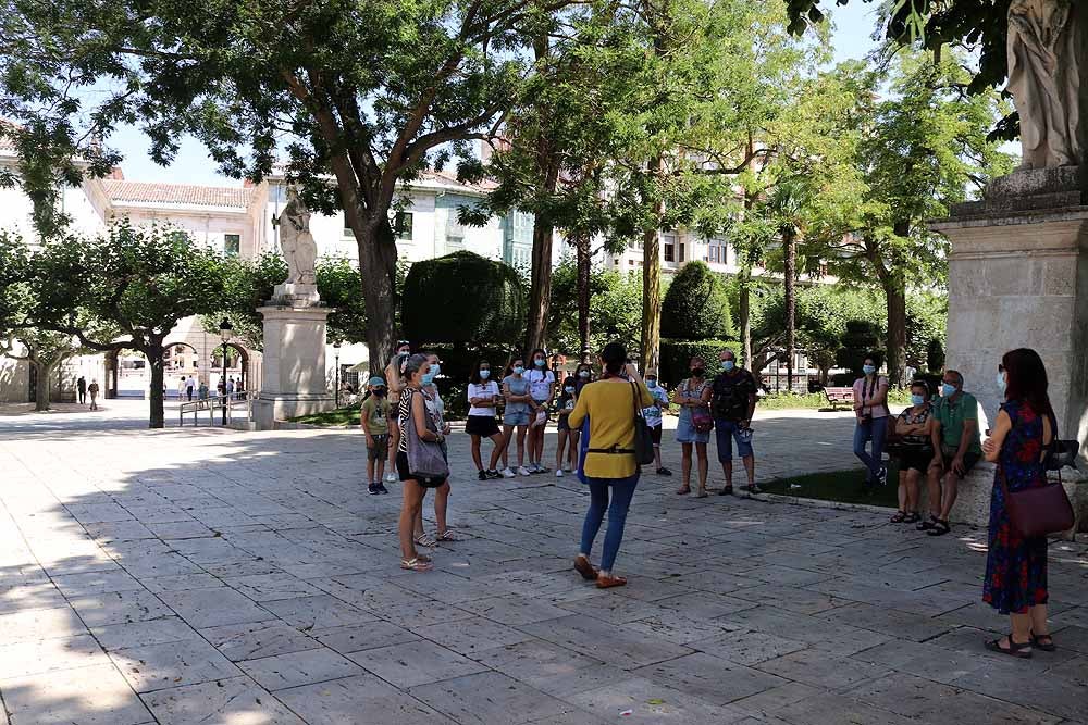 Fotos: &#039;Burgos se re-hace&#039;, la ruta turística que ahonda en las pandemias y catástrofes que vivió la ciudad