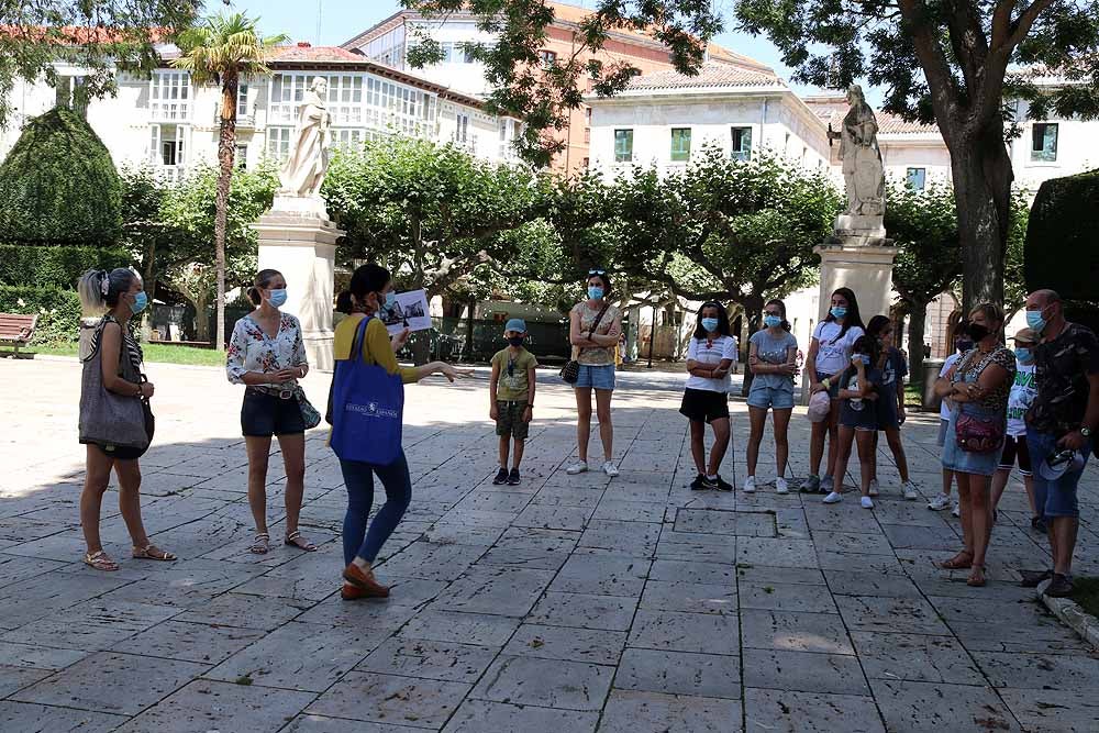 Fotos: &#039;Burgos se re-hace&#039;, la ruta turística que ahonda en las pandemias y catástrofes que vivió la ciudad