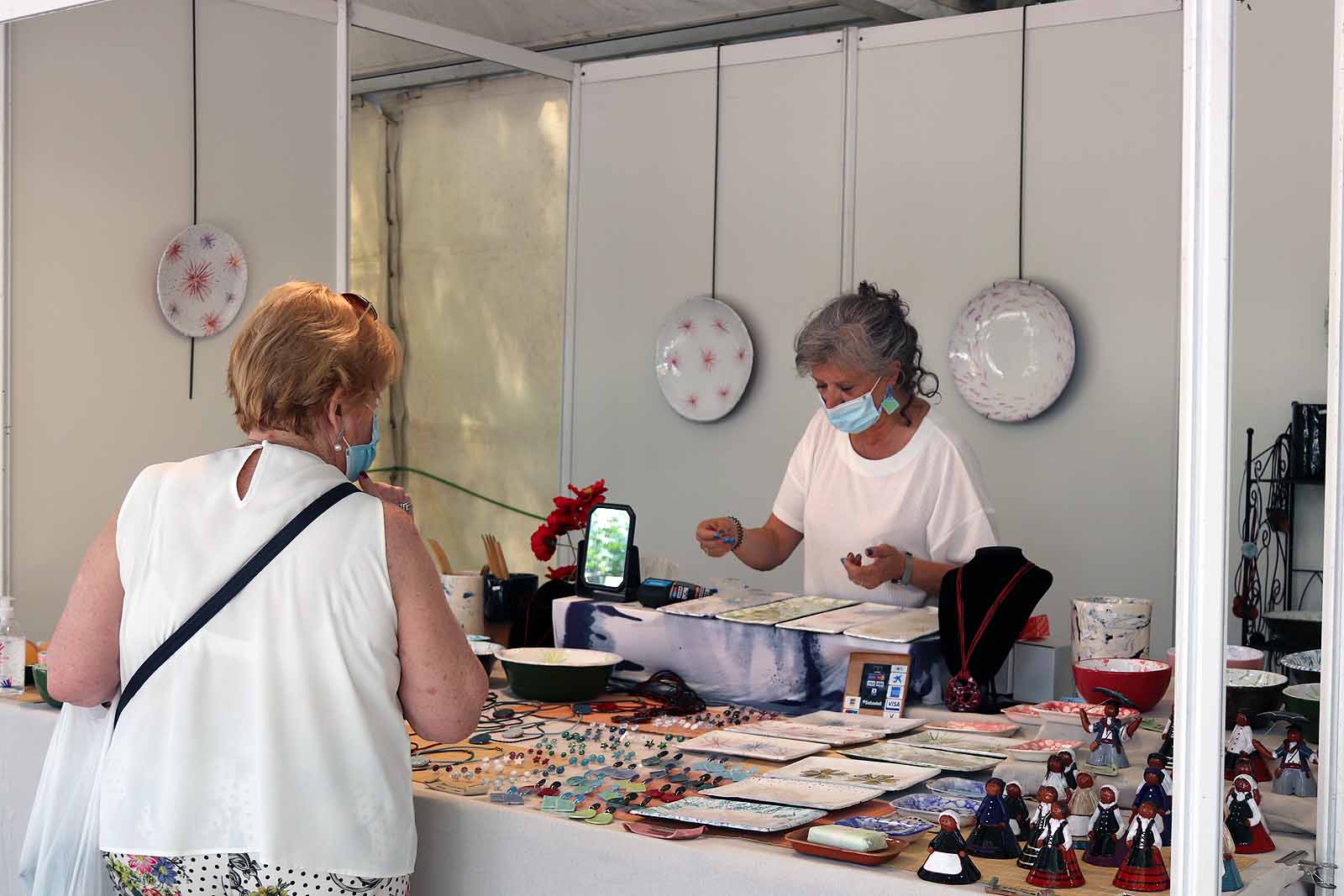 Fotos: Arranca en Burgos la primera feria de cerámica en España post confinamiento