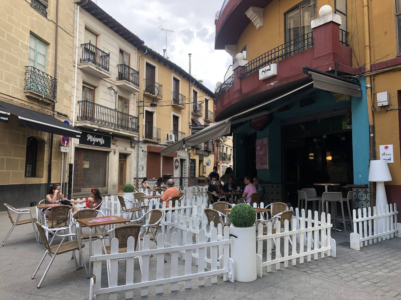 Fotos: Ambiente en Aranda tras conocer el confinamiento, incredulidad y malestar