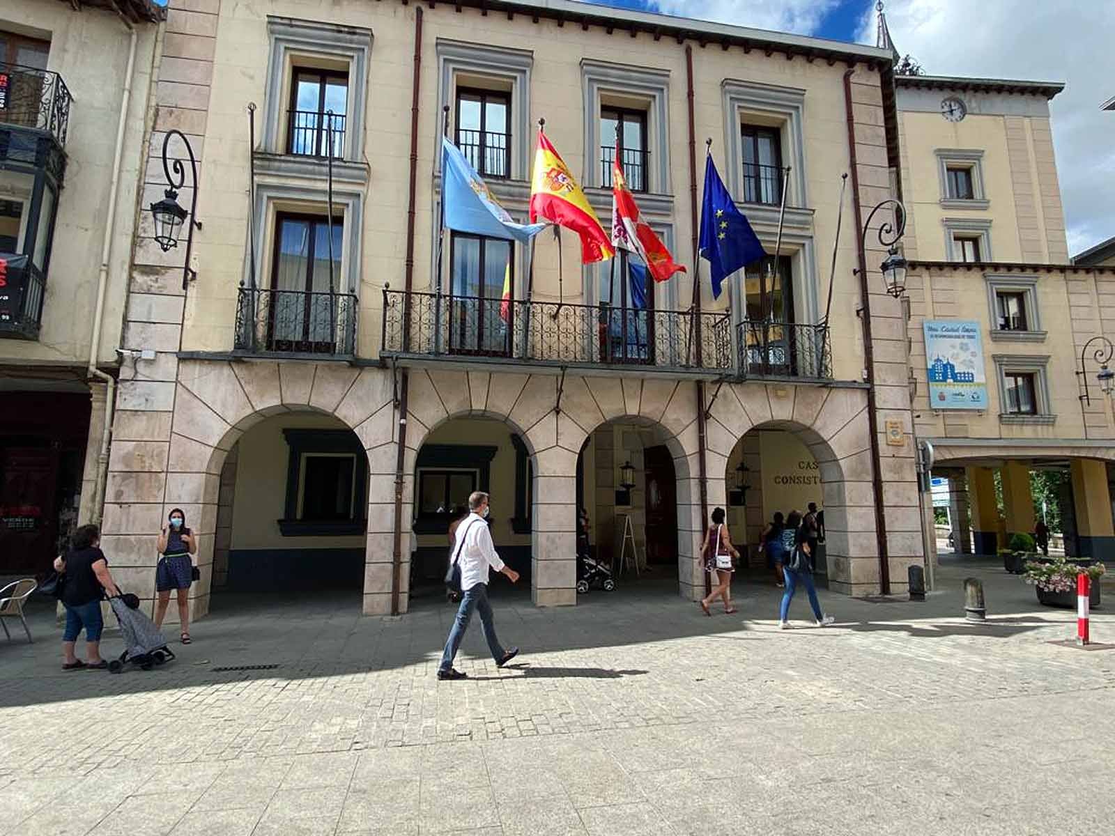 Fotos: Aranda de Duero retoma el pulso de la calle