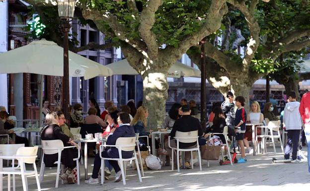 Las nuevas medidas restrictivas ponen en jaque a la hostelería y comercio