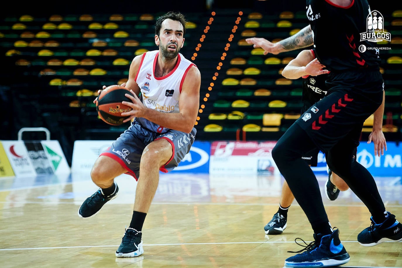 Fotos: El San Pablo Burgos se lleva a casa el tercer triunfo de la pretemporada