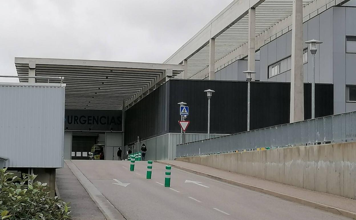 Entrada de Urgencias del Hospital Universitario de Burgos.